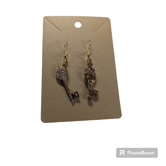 Handcrafted "key" Earrings. 1 Pair. New. - Picture 5 of 9